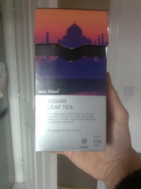 Assam tea, with its bright colour and hint of fruitiness, goes well with the mood of this morning.