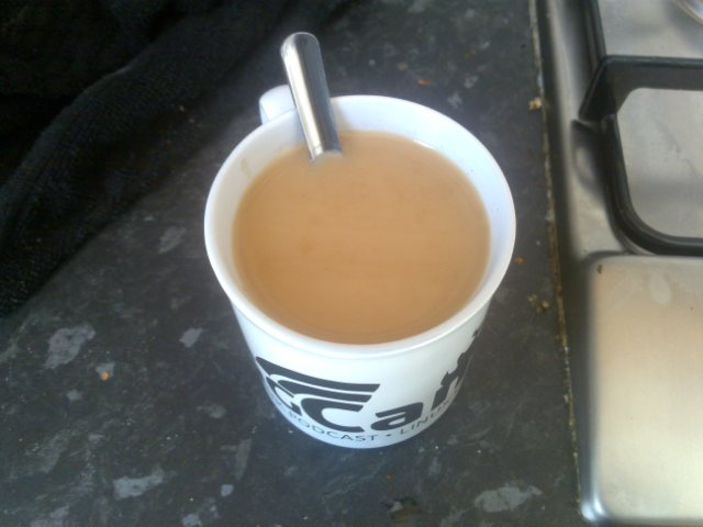 To add optional extras is, again, a personal choice. Here I have added a splash of milk to my tea, as I like the softening of the flavour that this brings.